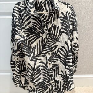 Black and White Leaf Print Button-Up Shirt